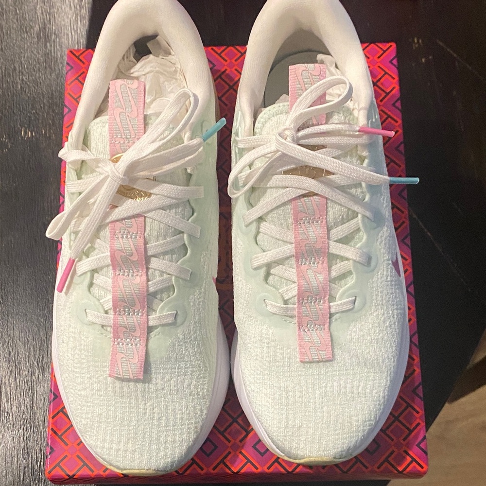 White/Pastel Green and Pink Athletic Sneakers - Picture 7 of 7